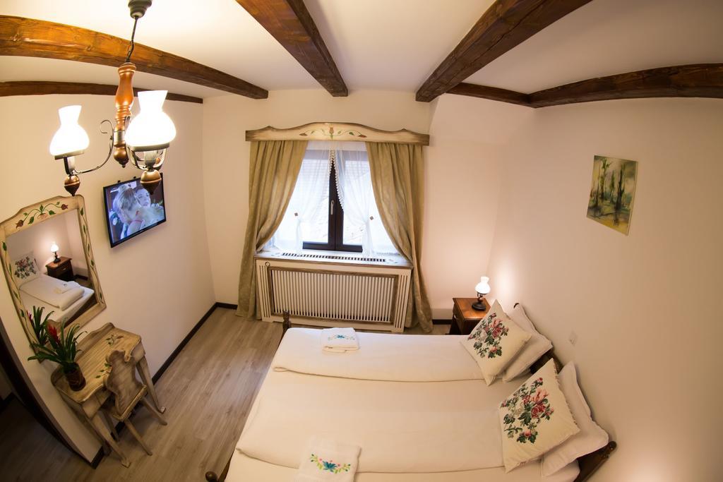 Casa Stefania Hotell Tălmaciu Rum bild