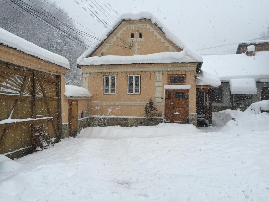 Casa Stefania Hotell Tălmaciu Exteriör bild