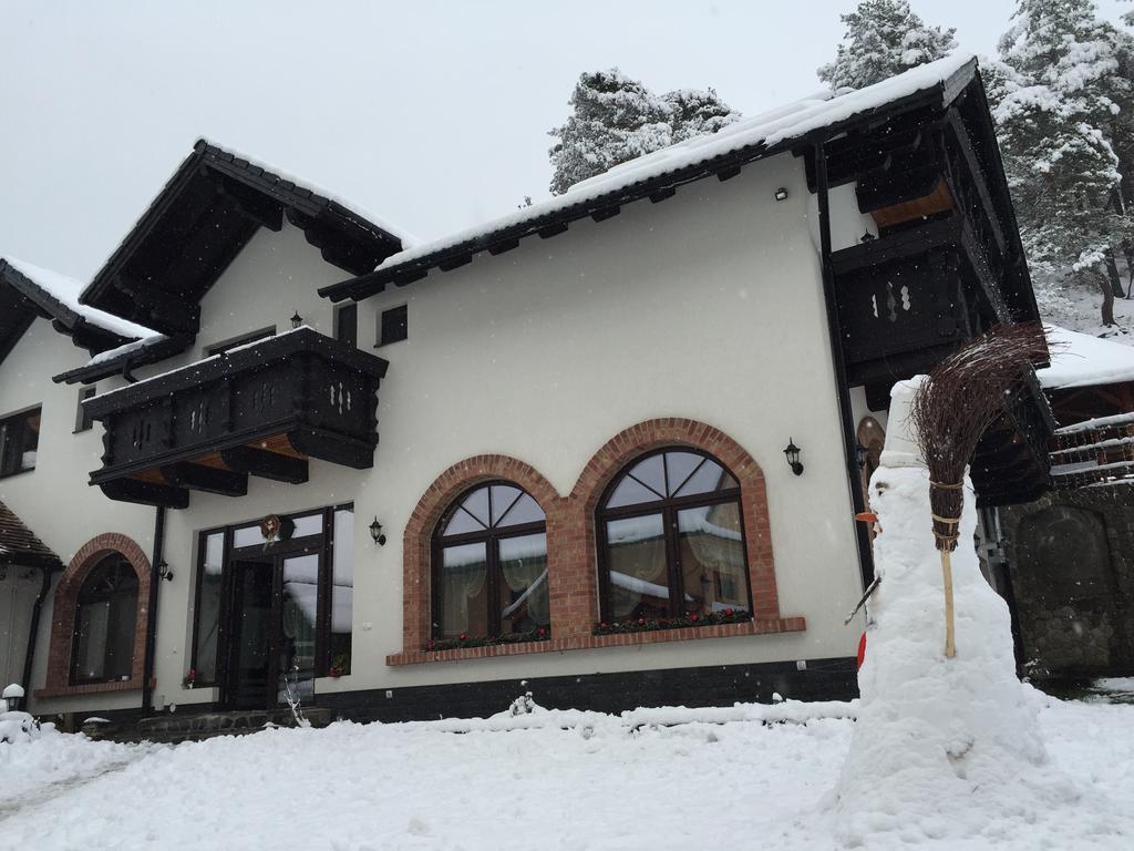 Casa Stefania Hotell Tălmaciu Exteriör bild