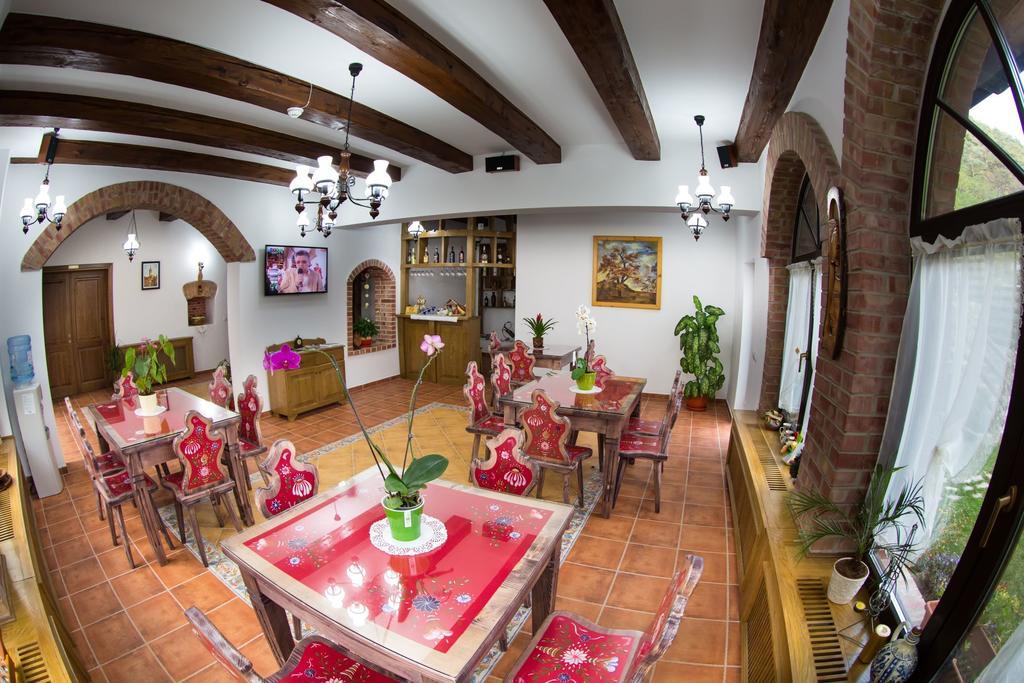 Casa Stefania Hotell Tălmaciu Exteriör bild